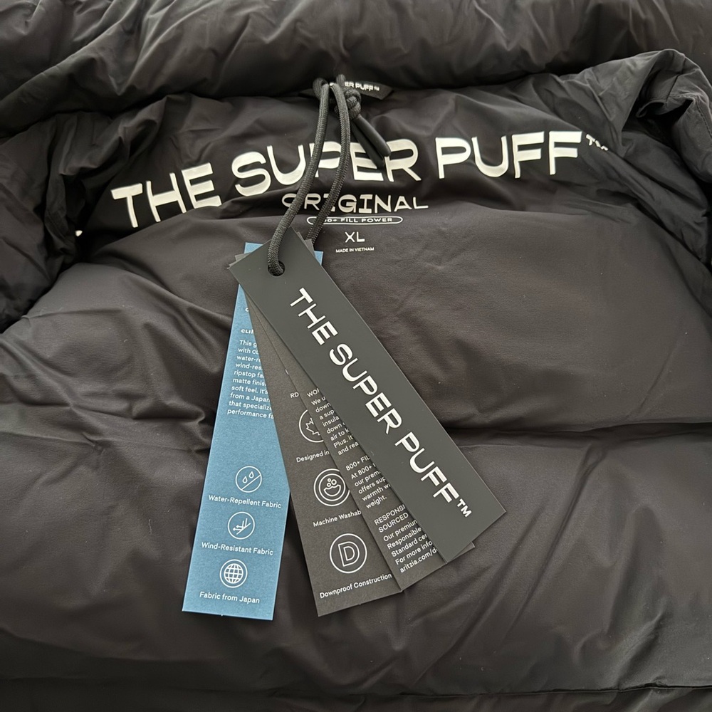 Aritzia super puff vest - Picture 4 of 6